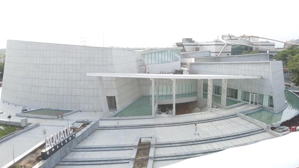 Entry (Aquatics Gallery)